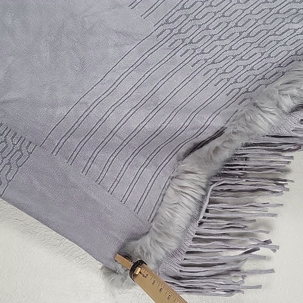 Chic Ruff Poncho One Size Gray - Picture 3 of 10